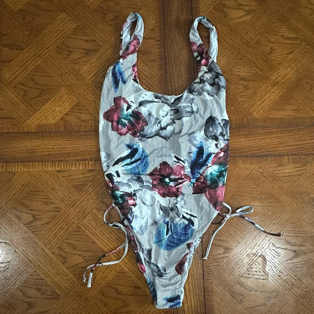 The Bikini Lab Swim One Piece Swimsuit Floral Stripes Size Medium - Picture 6 of 9